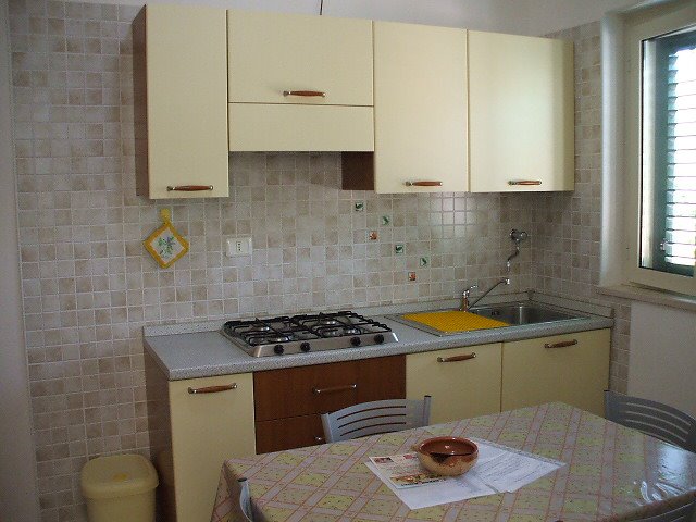 Appartamenti per Vacanze Azzarone Matteo 3